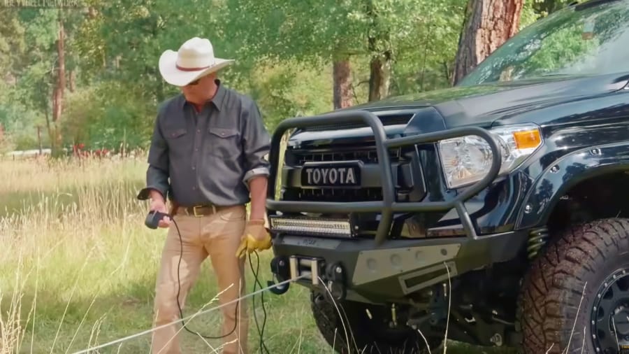 Лебедка для Тойота Тундра Кевина Костнера Лебедка для Тойота Тундра купить в Украине цена оригинал Варн Драгон Винч