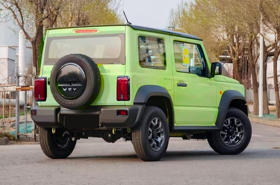 Вид ззаду на новий позашляховик Tank 100 ціна в Україні