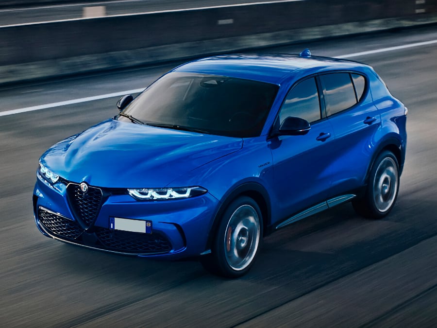 Компактный кроссовер от итальянской компании купить тюнинг цена фаркоп