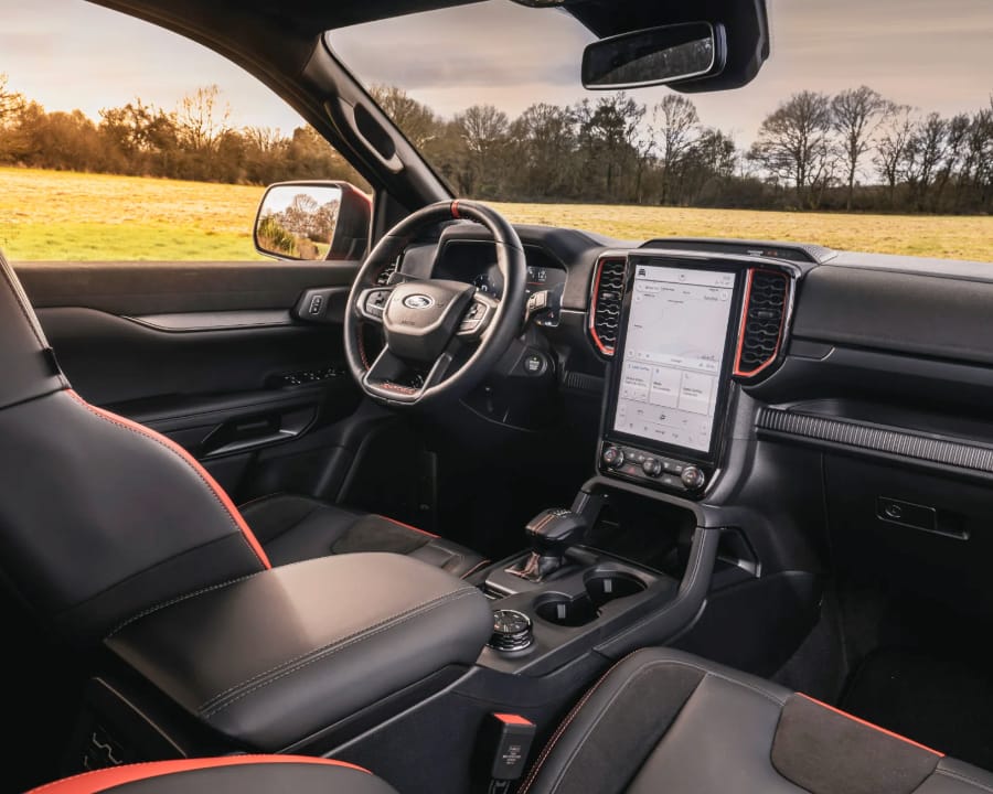 Новий салон Форд Рейнджер 2023 купити в Україні оригінал ціна каталог