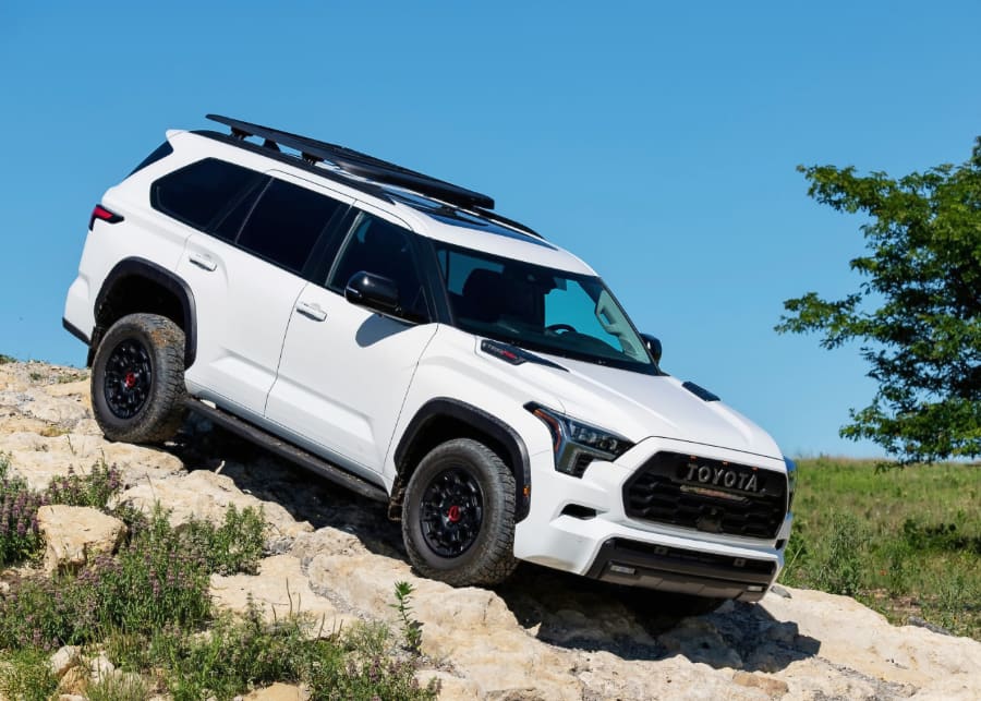 TRD Pro версия Toyota Sequoia 2023 для бездорожья купить тюнинг лебедку Украина цена с доставкой