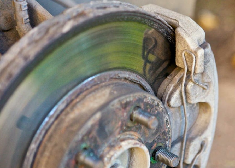 Изношенный тормозной диск купить в Киеве цена Украина