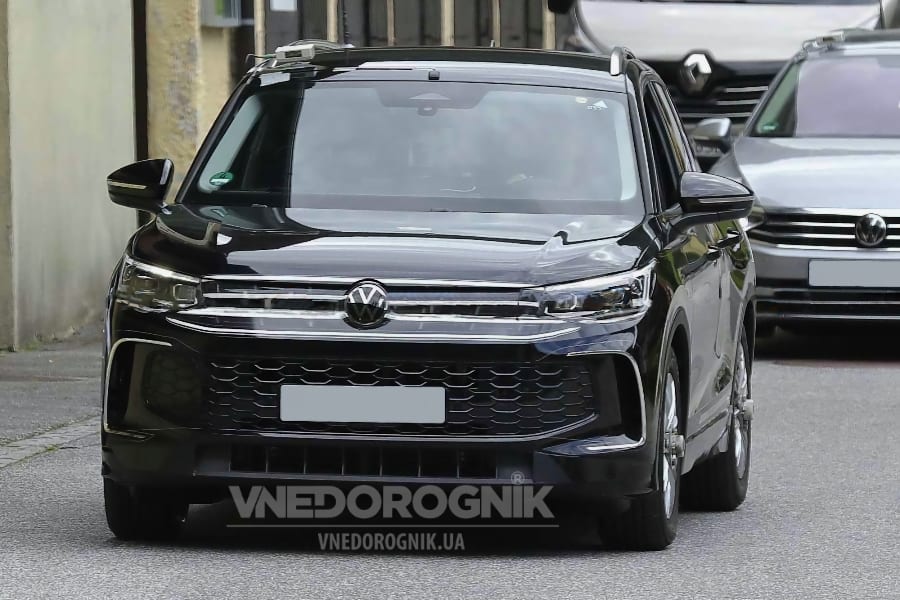 Volkswagen Tiguan 2023 третьего поколения купить тюнинг для кроссовера внедорожника Украина цена