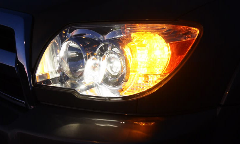 Особливості галогенних фар