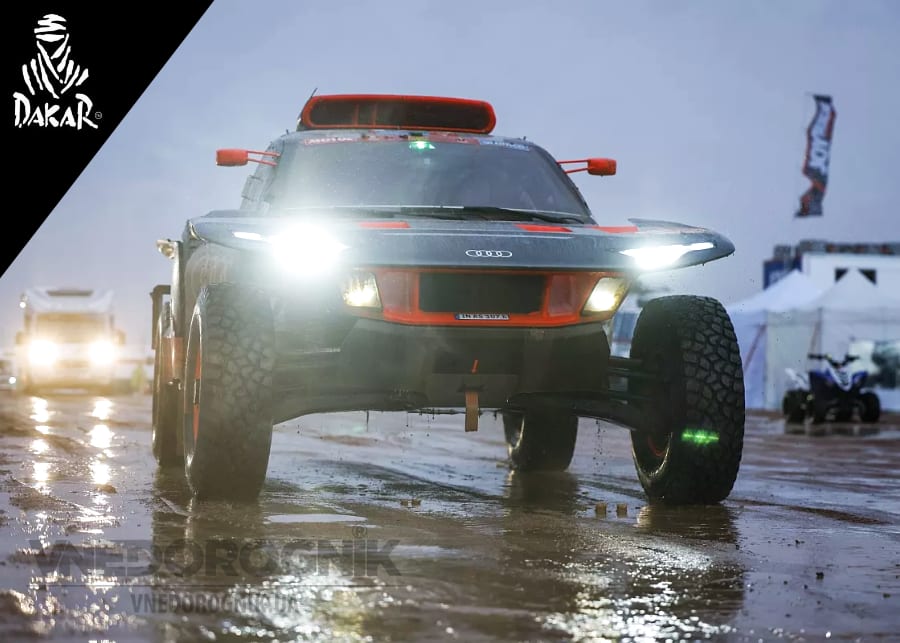 Audi RS Q e-tron E2 на етапі під час дощу купити підвіску для бездоріжжя та поганої погоди ціна в Києві Україна під замовлення