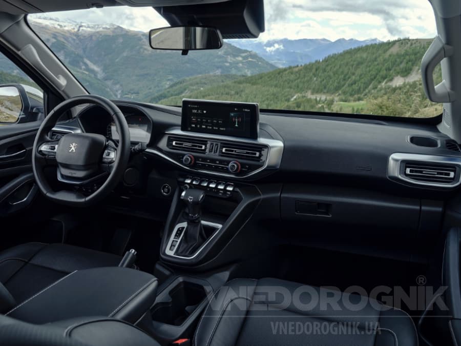 Салон Peugeot Landtrek купить тюнинг для Ландтрек в Украине коврики в салон коврики цена пороги заказать