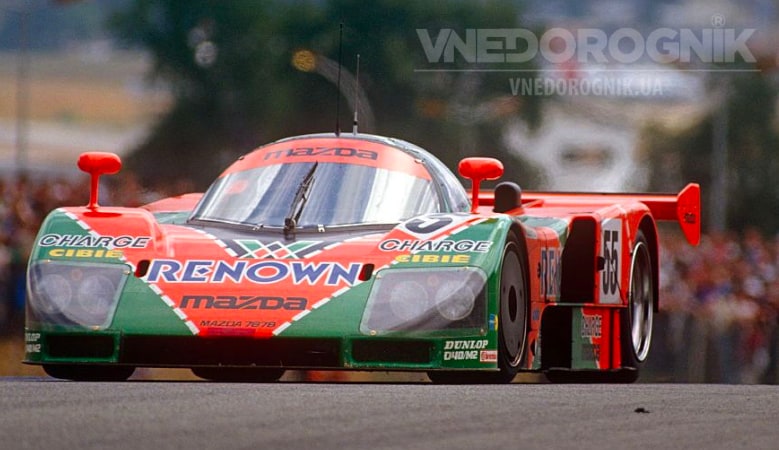 Автомобиль Mazda 787B выиграл престижную гонку "24 часа Ле-Ман"