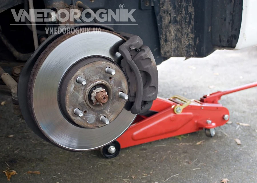 Замена тормозных колодок - когда проводить? Замена тормозных колодок - когда проводить?