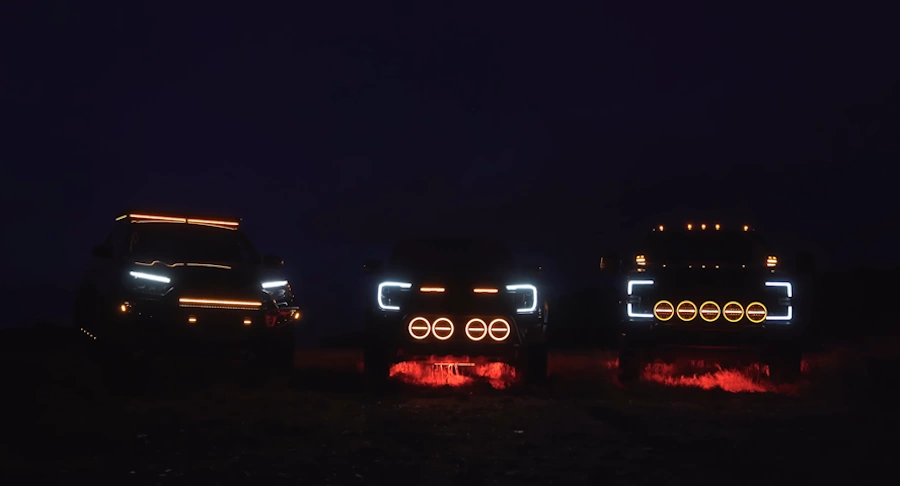 Купити оптику Strands Lighting