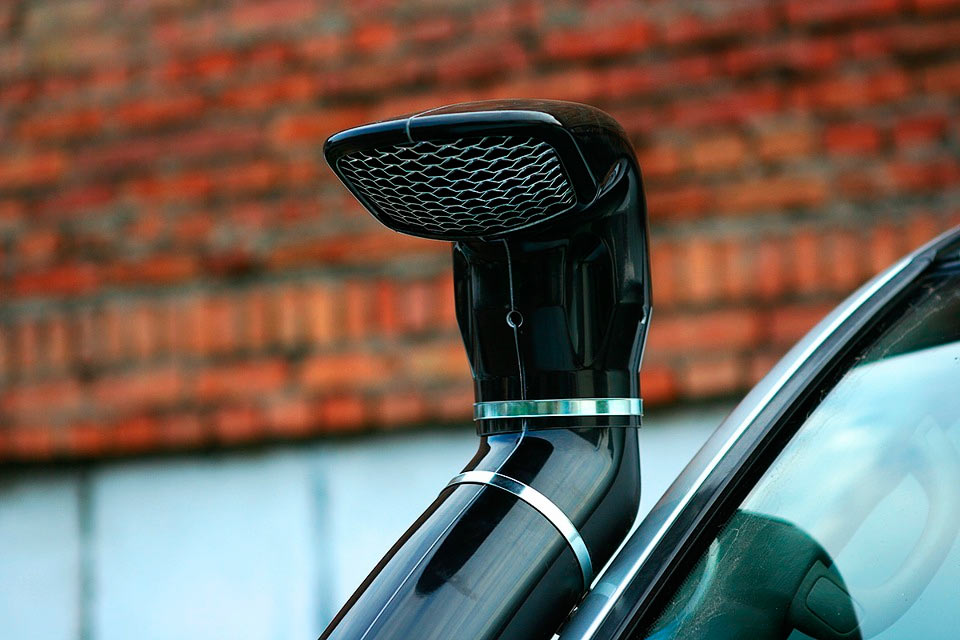 Установка шноркеля на автомобіль - етапи