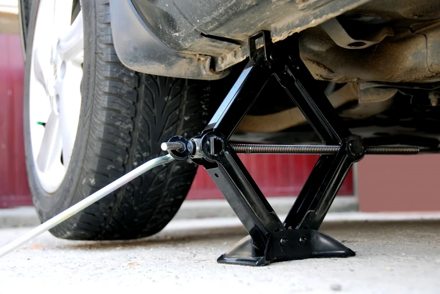 Ромбічний домкрат купити Україна