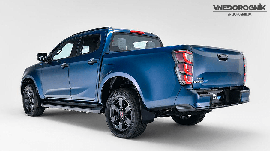 Photo of the Isuzu D-Max 2025 electric pickup truck Side view of the 2025 Isuzu D-Max EV all-wheel-drive electric pickup truck, showing the proportions of the body