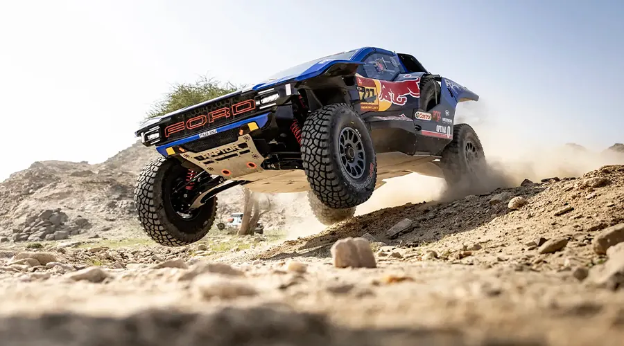 Металевий Захист днища та Силові бампери для оффроуду. Захист картера та агрегатів від ударів об каміння: необхідність для виживання техніки на складних етапах Дакару та українського бездоріжжя.