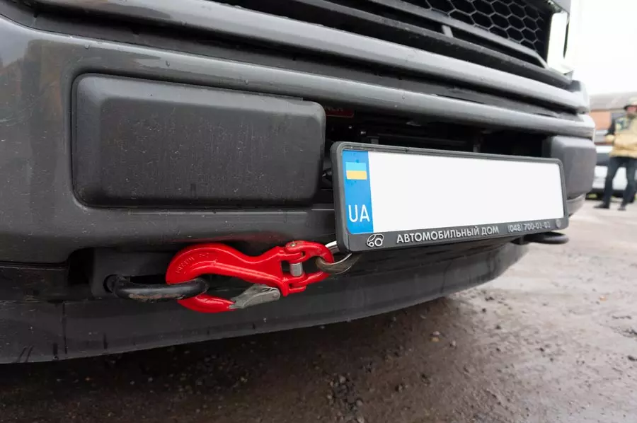 Кріплення для рамки номерного знака