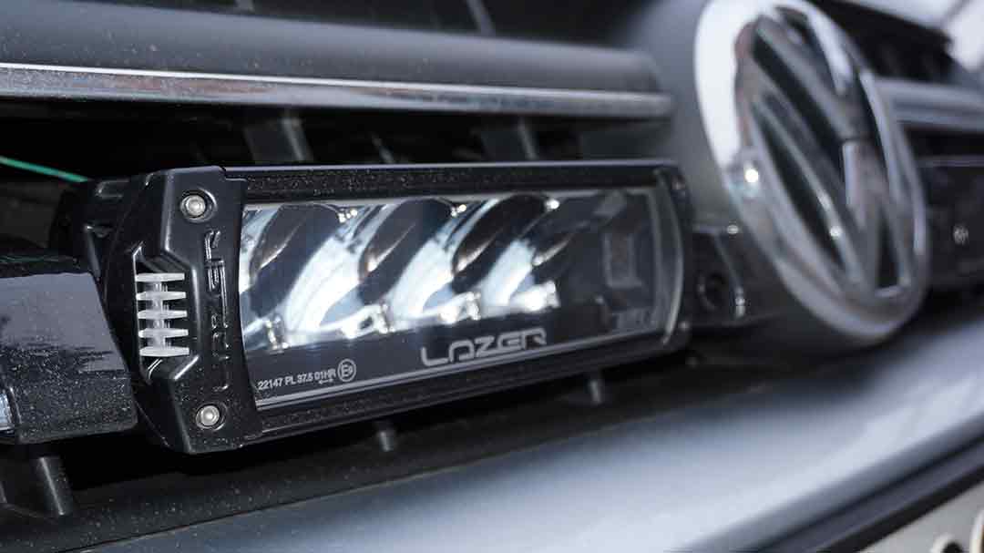 Дополнительная оптика на Амарок Lazer Grille Kit