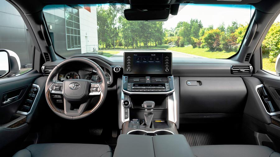 Интерьер версии Comfort+ - обзор новинки от Тойоты
