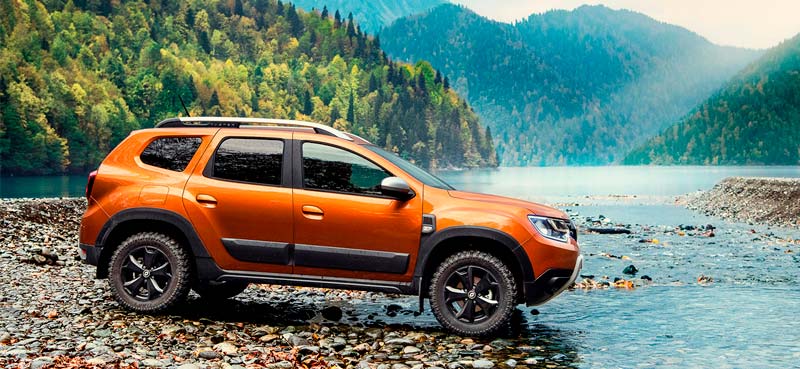 Позашляховик Renault Duster у своїй стихії в Україні на бездоріжжі купити