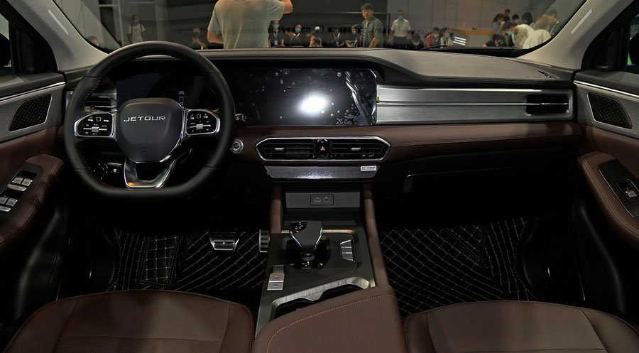 Інтер'єр Jetour X90 Plus від Chery автомобільні новини позашляховиків