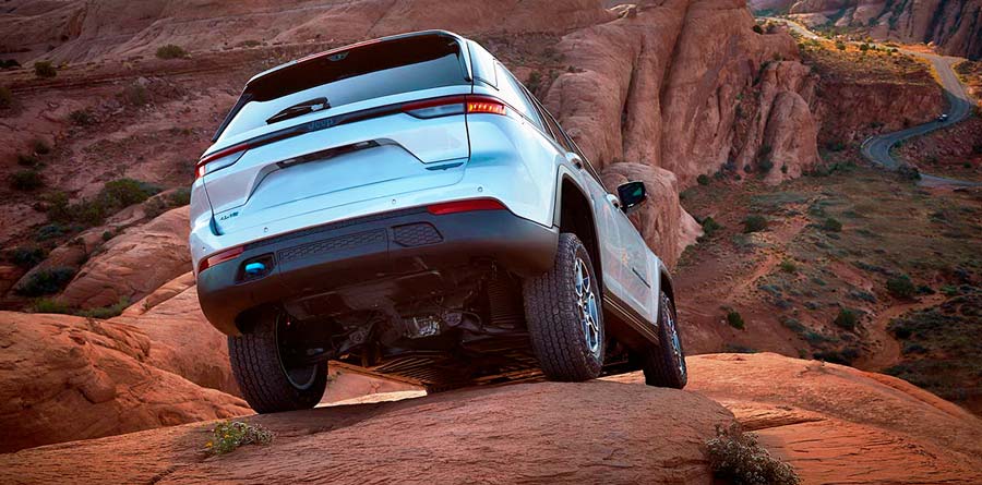 Возможности Jeep Grand Cherokee на бездорожье купить в Украине цена запчасти