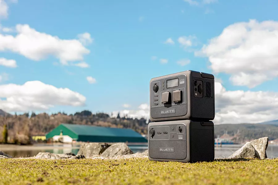 купити зарядну станцію BLUETTI