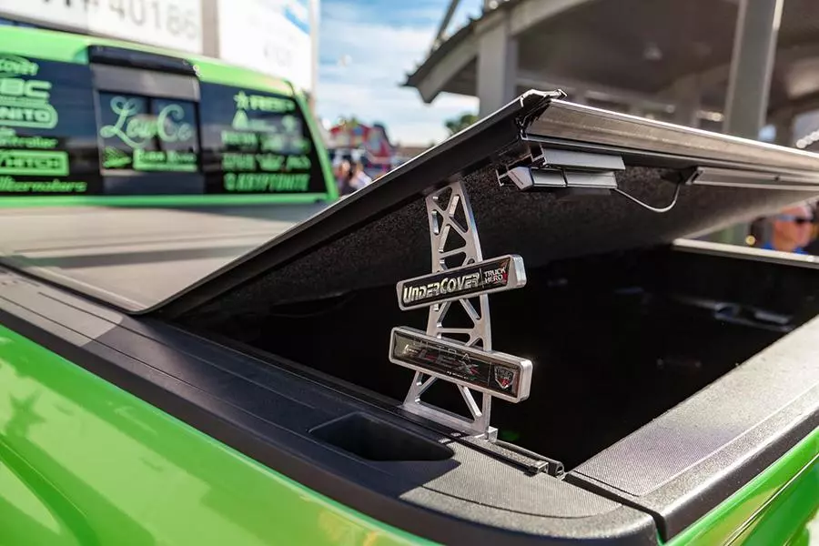 купити кришку на пікап UnderCover