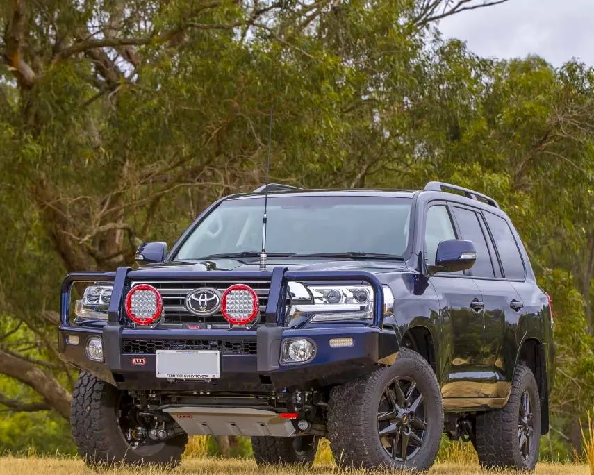 Front bumper ARB Summit for Toyota LC-200 2015+ 3415200