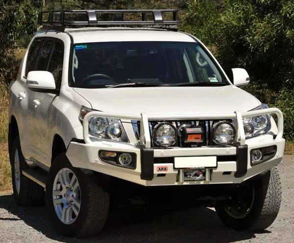 Передний бампер ARB Deluxe для Toyota Prado 150 2009-2013 с парктрониками 3421770