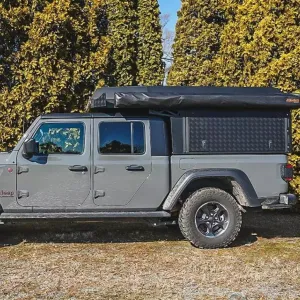 Кунг-кемпер Alu-Cab для Jeep Gladiator від 2019 чорний