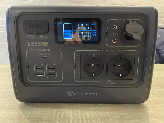 Зарядна станція BLUETTI 700W EB55
