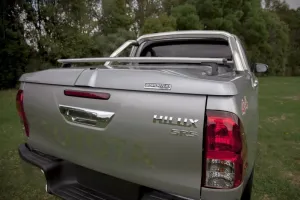 Кришка багажного відсіку PROFORM Tango без дуг (чорна, гладка) TOYOTA HILUX 15+ SLVS09