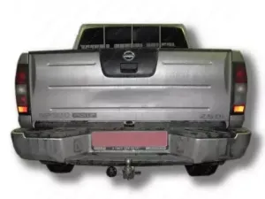 Фаркоп для Nissan NP300 от 2008 быстросъемный