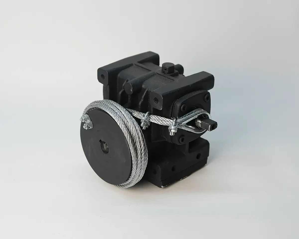 Лебедка редукторная GET Winch для поднятия запасного колеса