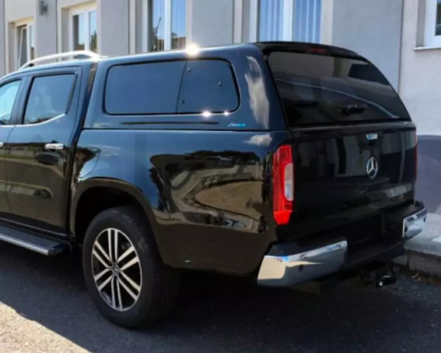 Kung on Mercedes X -Class from 2018 with lateral glasses - Aeroklas