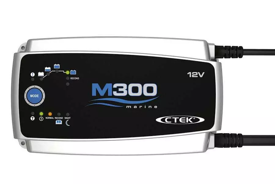 Зарядний пристрій для морського транспорту CTEK M300