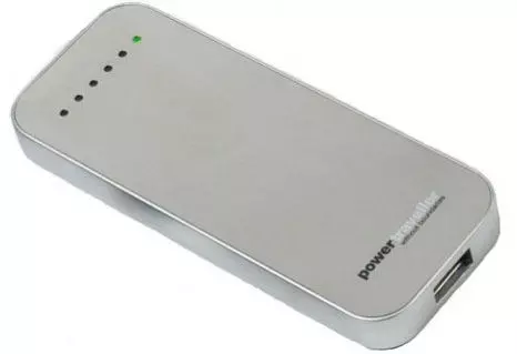 Автомобильное зарядное устройство Powermonkey Discovery