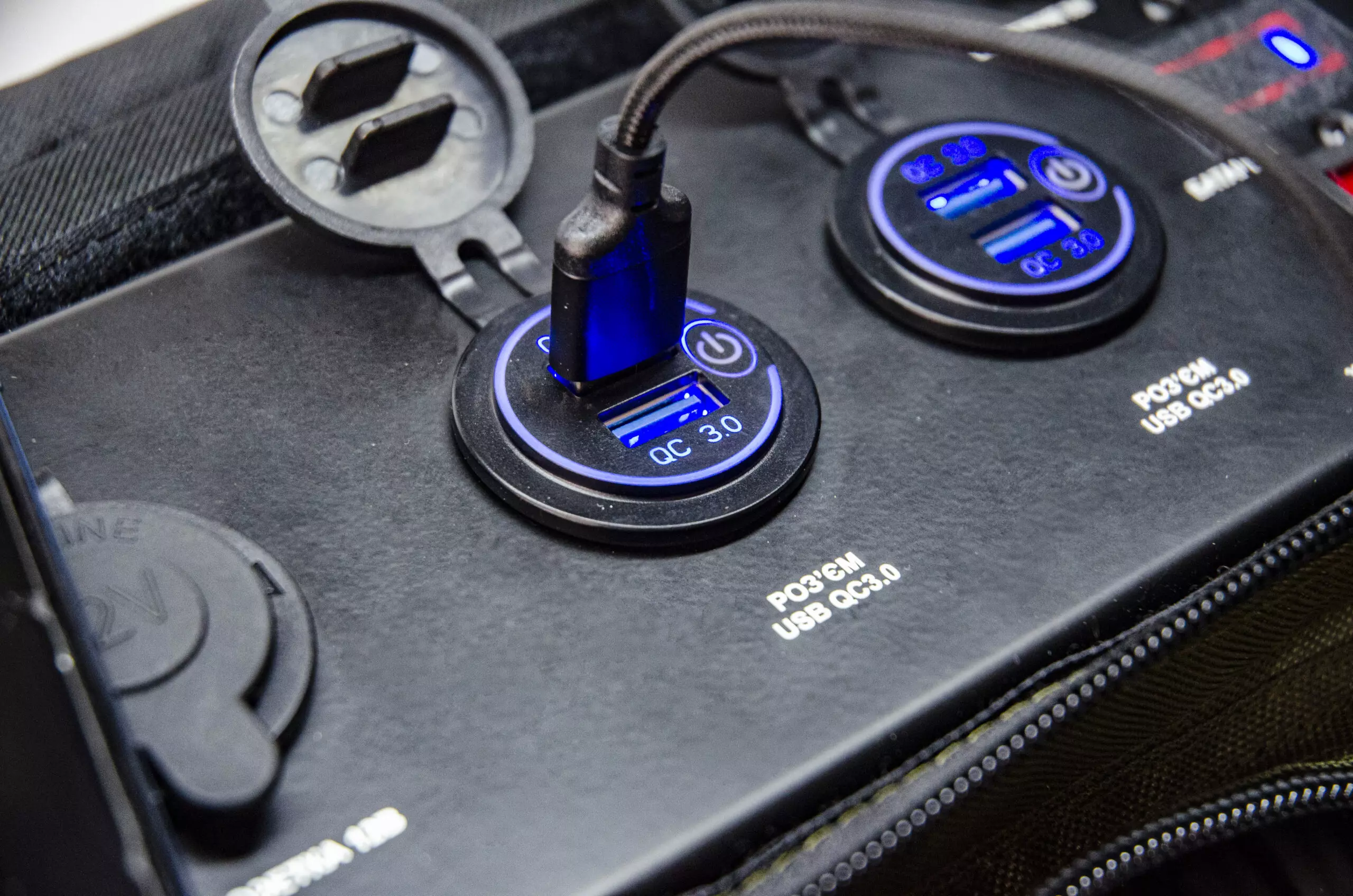 Зарядна станція Bandera Power 125 500 Вт/год 125 000 мАг