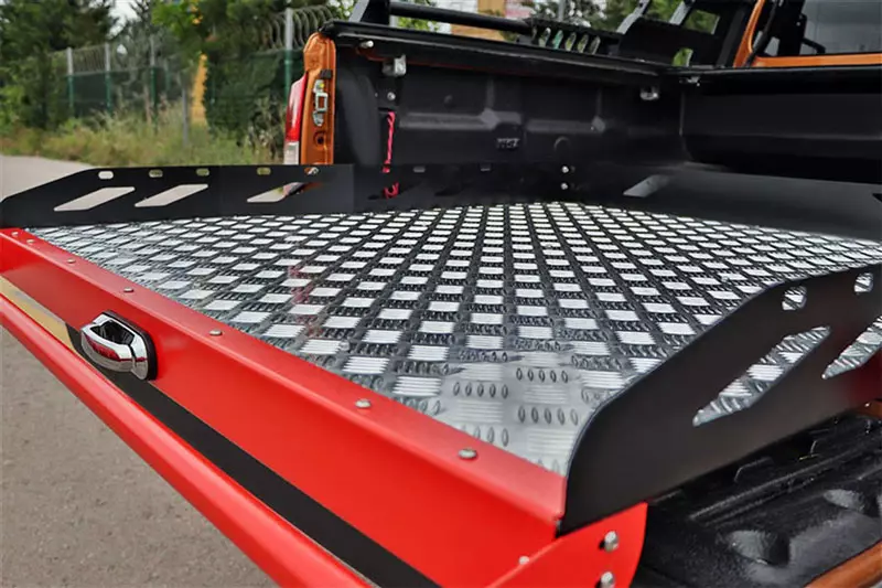 Висувний піддон в кузов (сталь) від Getlander