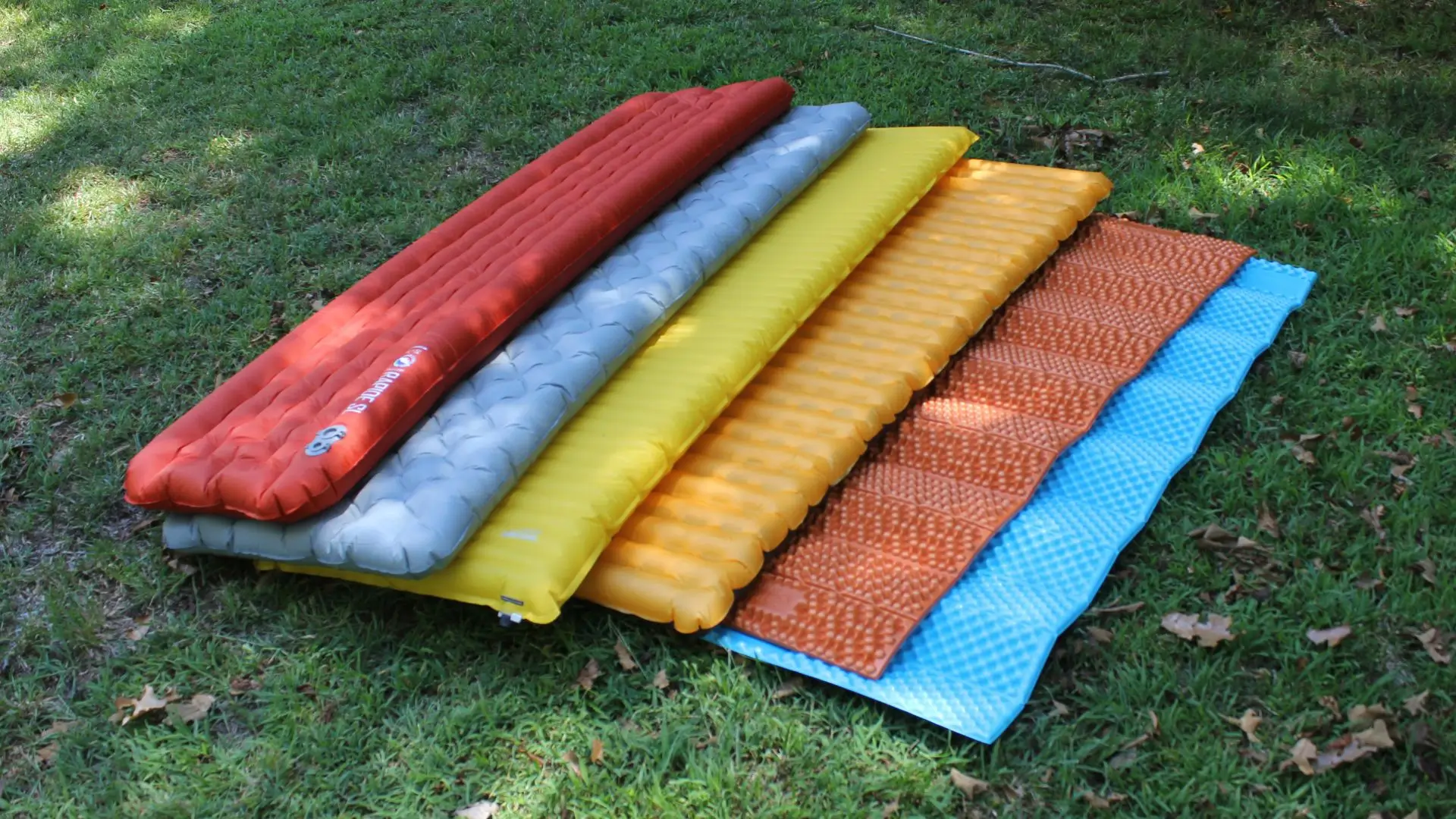 різні типи килимків