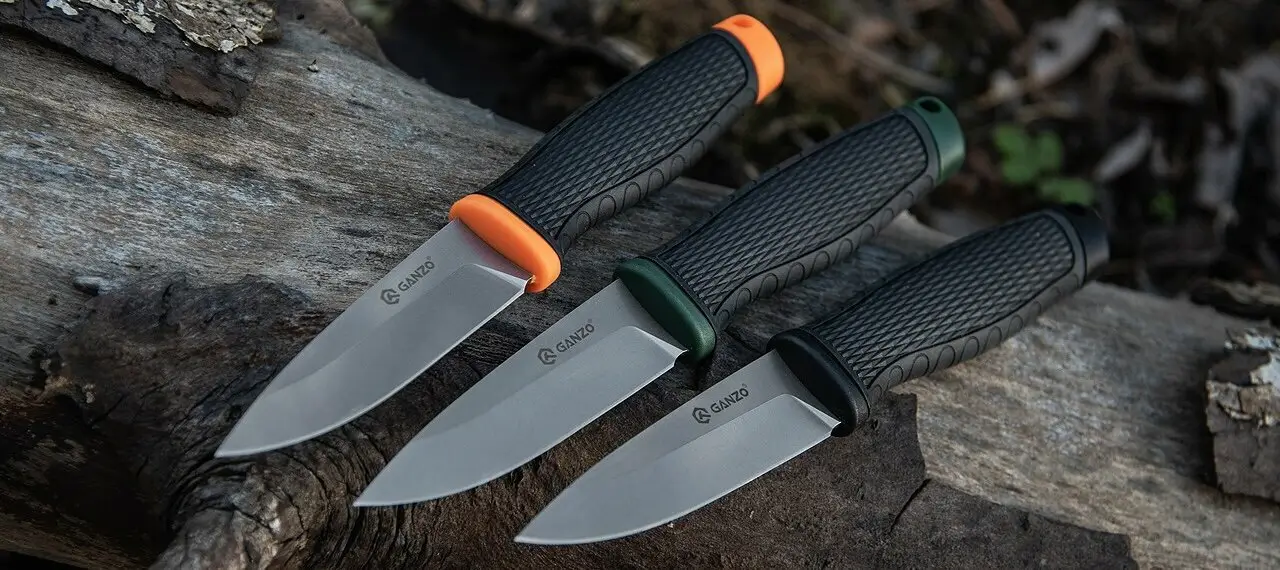 Ніж і дерево